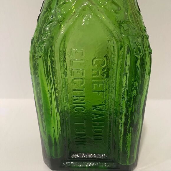Vintage Chief Wahoo Electric Tonic Cathedral Brand Green Glass Bottle - Picture 3 of 7